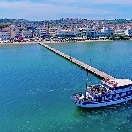 Amalia White Balkon Sea Περαία